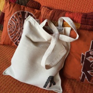 AK sac tote bag en KANVO – Image 4