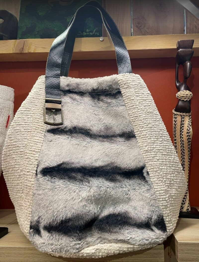 KINIKINI sac cabas XL bouclette fourrure – Image 2