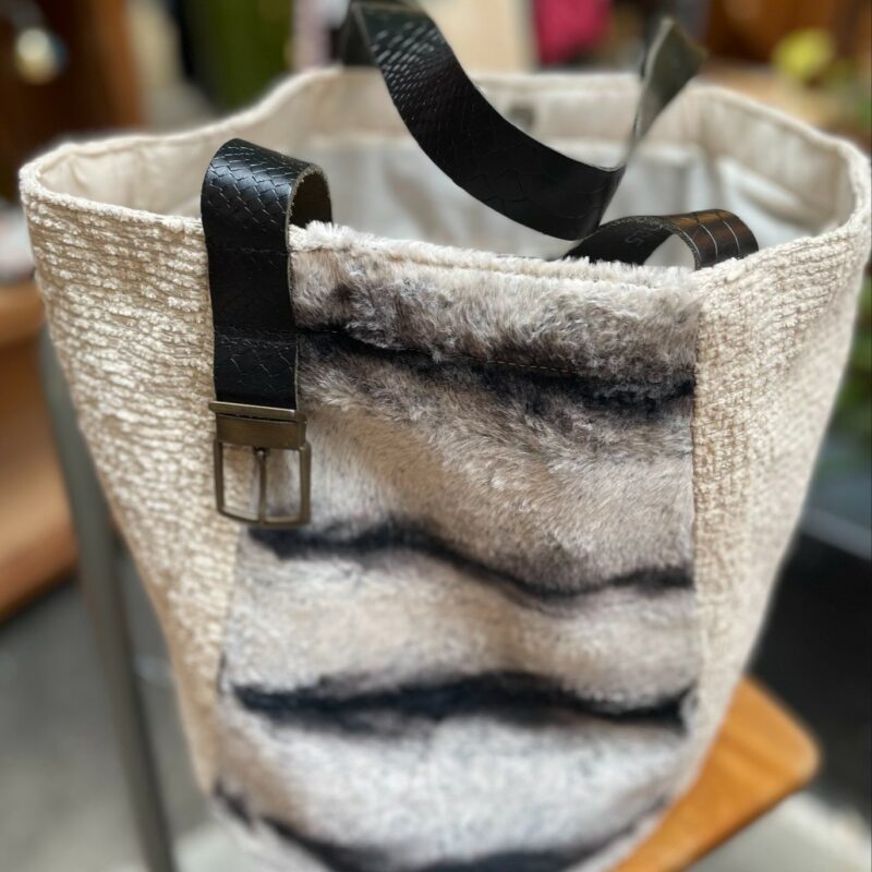 KINIKINI sac cabas XL bouclette fourrure